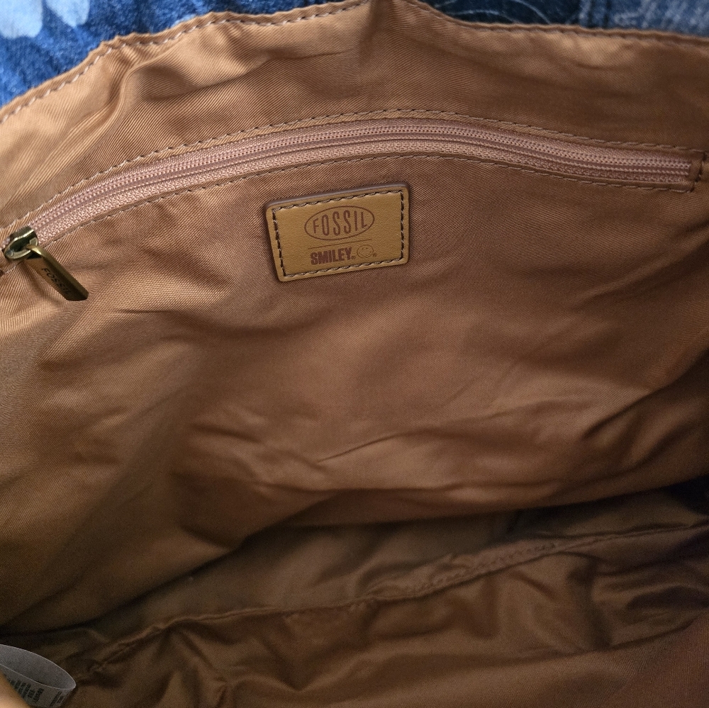 Fossil ร Smiley Denim - Picture 12 of 15